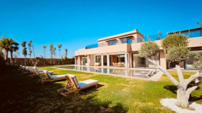 Villa SELINA Luxury -5 suites , Piscine privée chauffée, sans vis à vis, calme & sureté - Padle , Family only